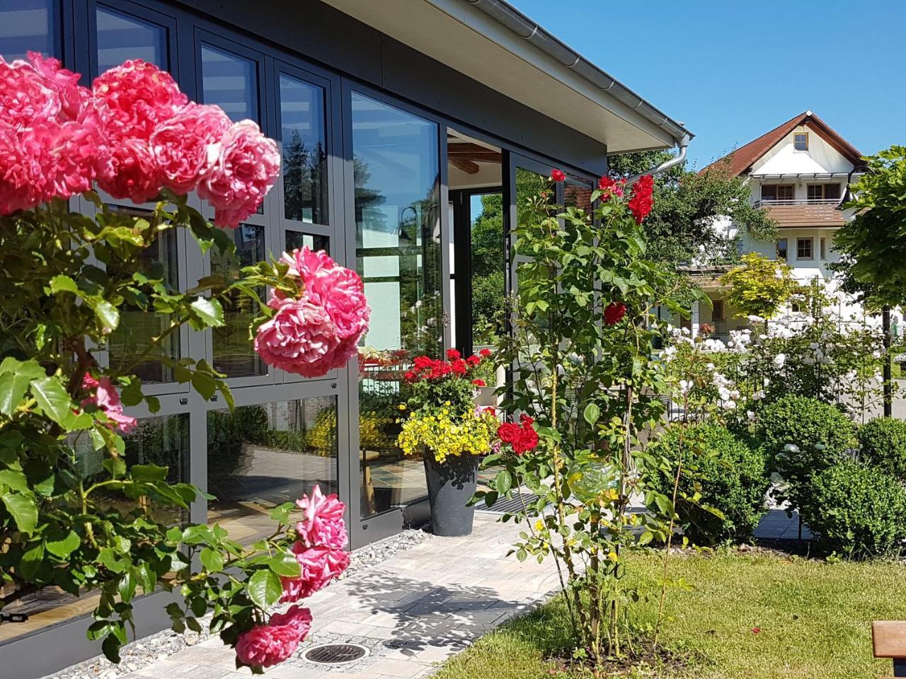 Landgut Apfelrose Hotel Friedrichshafen Luaran gambar
