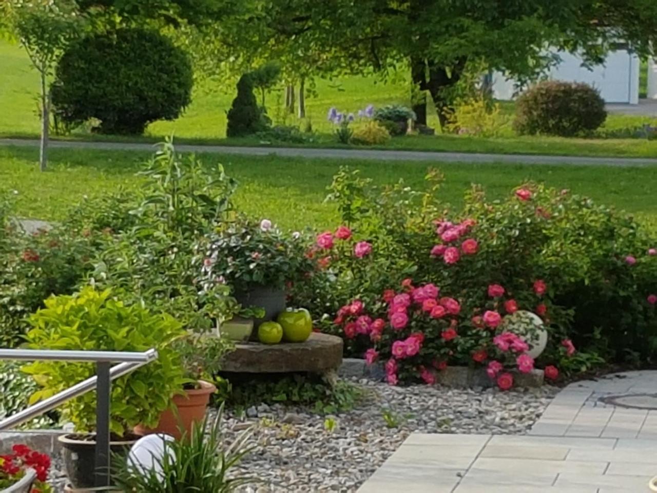 Landgut Apfelrose Hotel Friedrichshafen Luaran gambar
